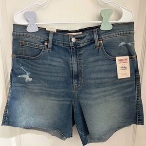 Signature by Levi Strauss Women's Faded Blue Jean Shorts